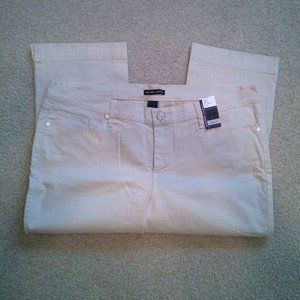 Capri Denim:  Cream.  East Villlage Crop.  Vintage 90's.  Size 18.  Never used!
